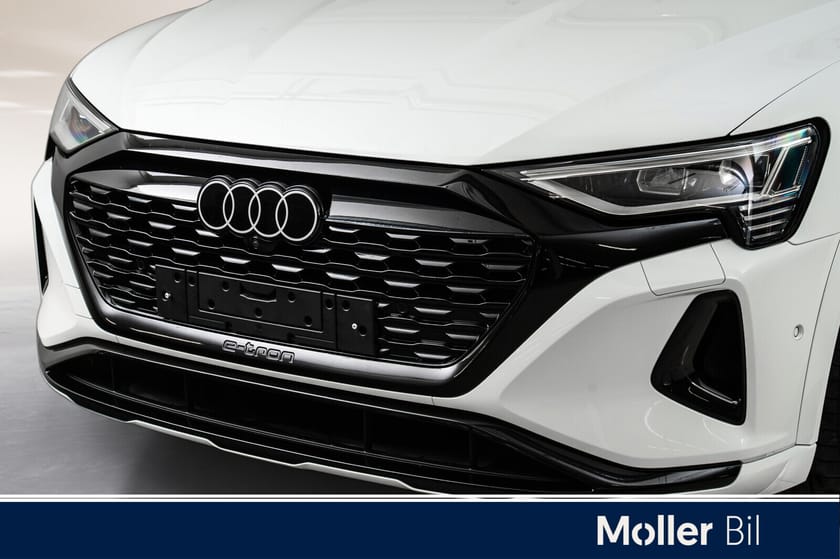 Bilde 2 av Audi Q8 55 e-tron quattro advanced plus