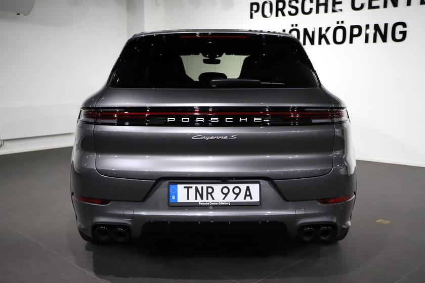 Bild 4 av Porsche Cayenne S E-Hybrid 519 HK