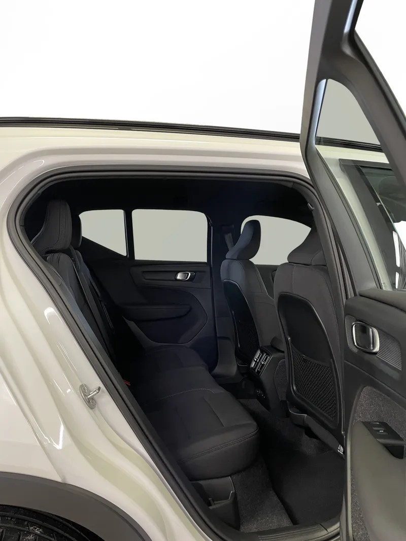 Bild 14 av 15 – Volvo EX40 Single Motor Extended Range ExtendedRange Plus SE Plus Special Edition