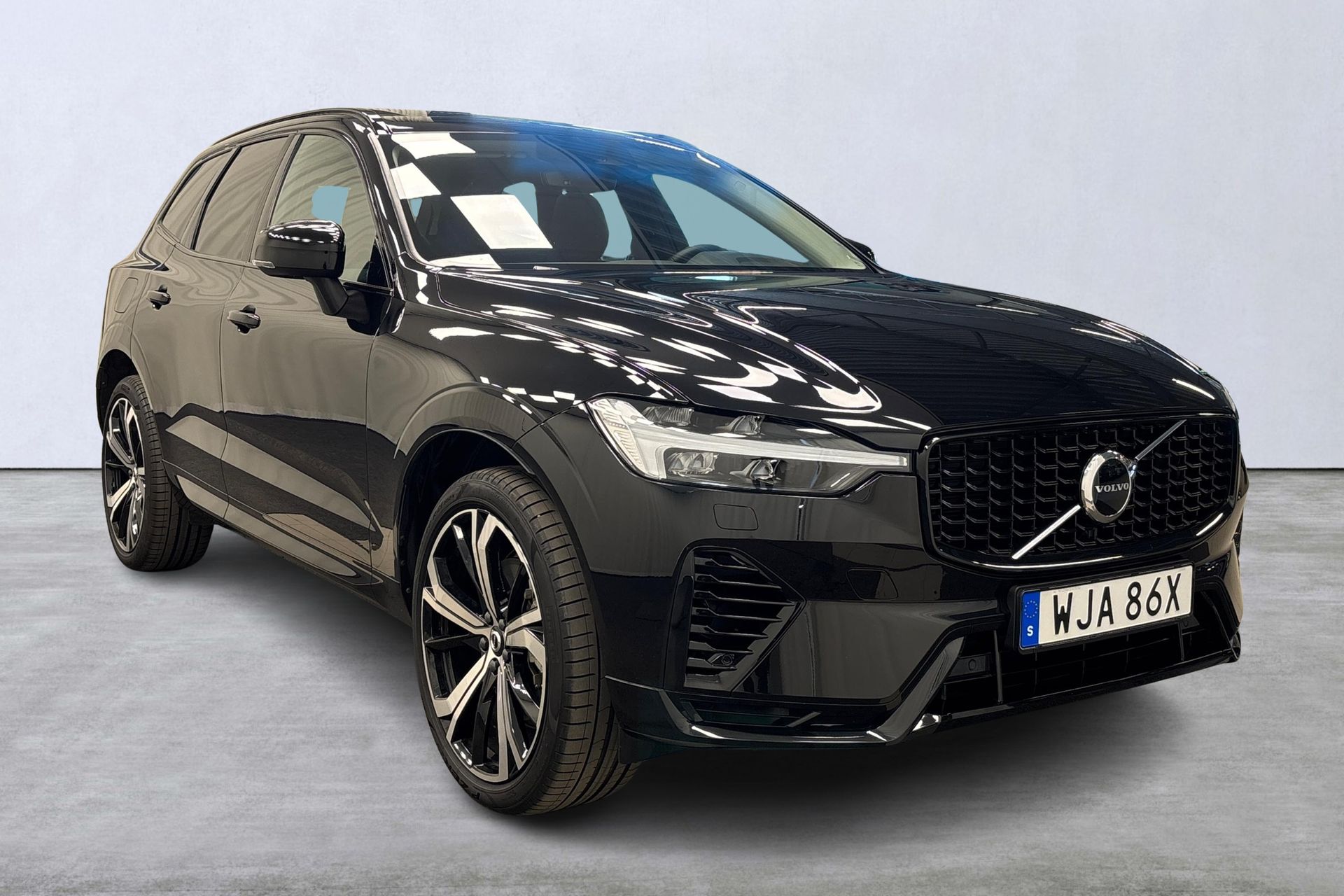 Volvo XC60 T6 Plus Dark Edition 2025, bild 6/31