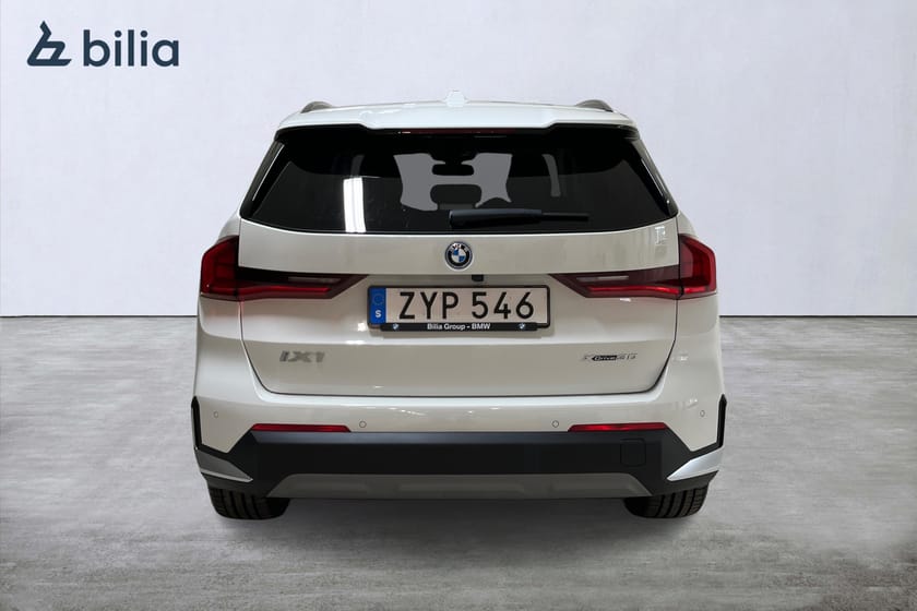 Bild 4 av BMW iX1 xDrive30 / Pano / Dragkrok / Backkamera