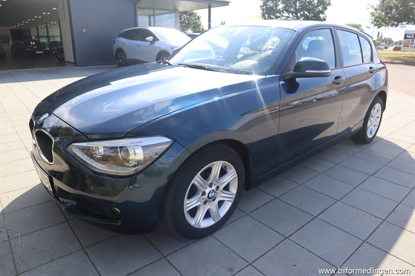 Bild 2 av BMW 116i 116 5-door 136hk Aut Svensksåld