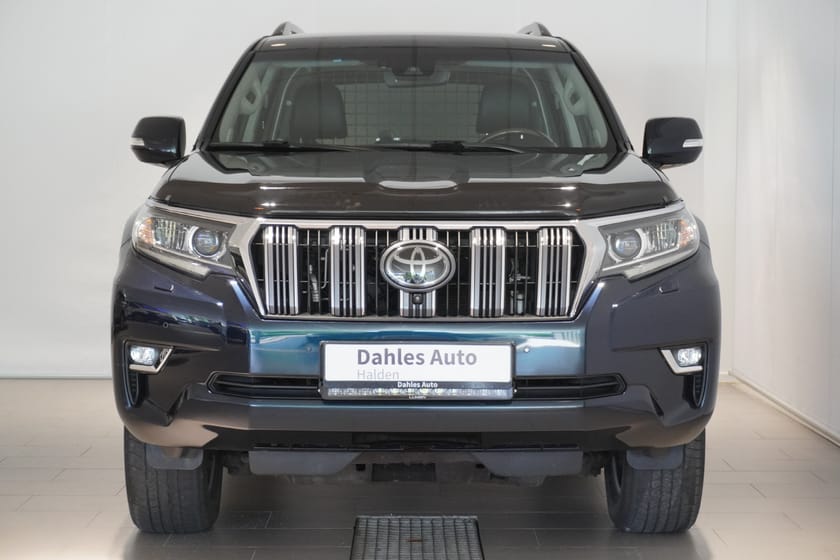 Bilde 2 av Toyota Land Cruiser 5-dørs 2,8 D-4D GX aut