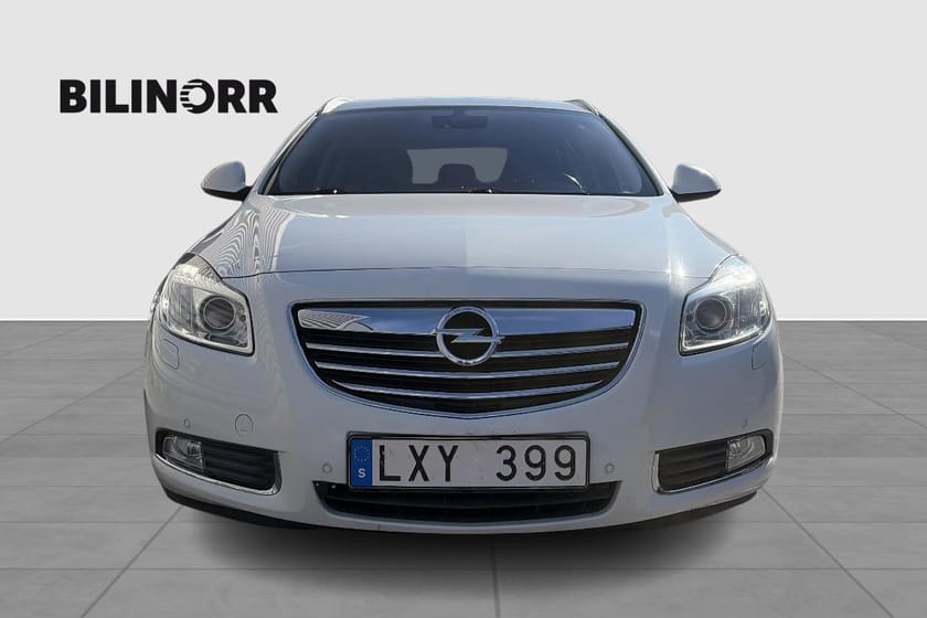 Bild 2 av Opel Insignia Sports Tourer TOUR/Drag/Kamera/V-hjul