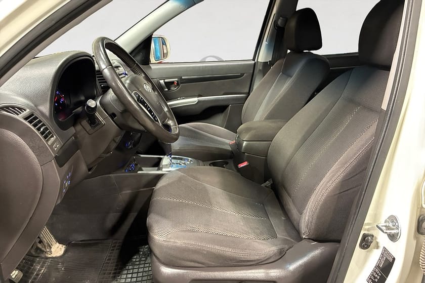 Bild 3 av Hyundai Santa Fe 2.2 CRDi 197 HK AUT 4WD DRAG NAVI KEYLESS BLUETOOTH 18"