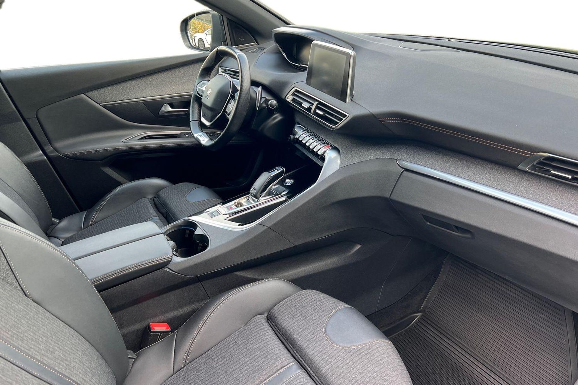 Peugeot 3008 1,6l PureTech 2019, bild 6/10