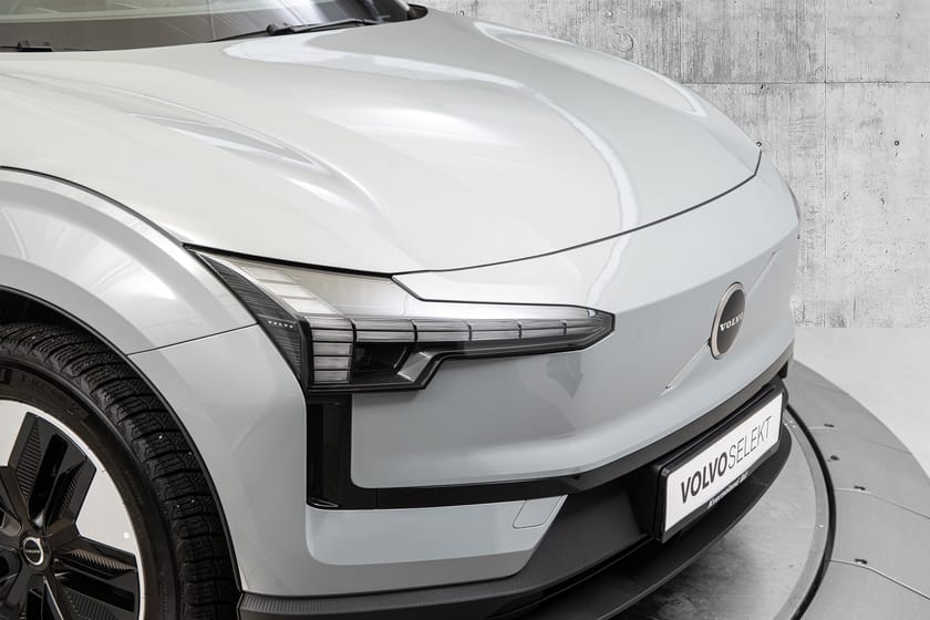 Bilde 2 av Volvo EX30 Single Motor Core Ryggekamera/Google/Cruise