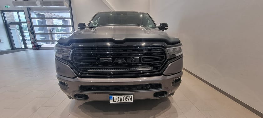 Bild 3 av RAM 1500 Crew Cab 5.7 V8 HEMI Flex Fuel 4x4 TorqueFlite