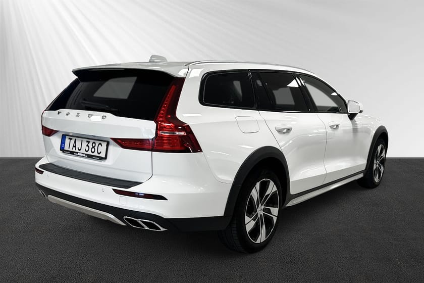 Bild 3 av Volvo V60 Cross Country B4 AWD Diesel Adv SE