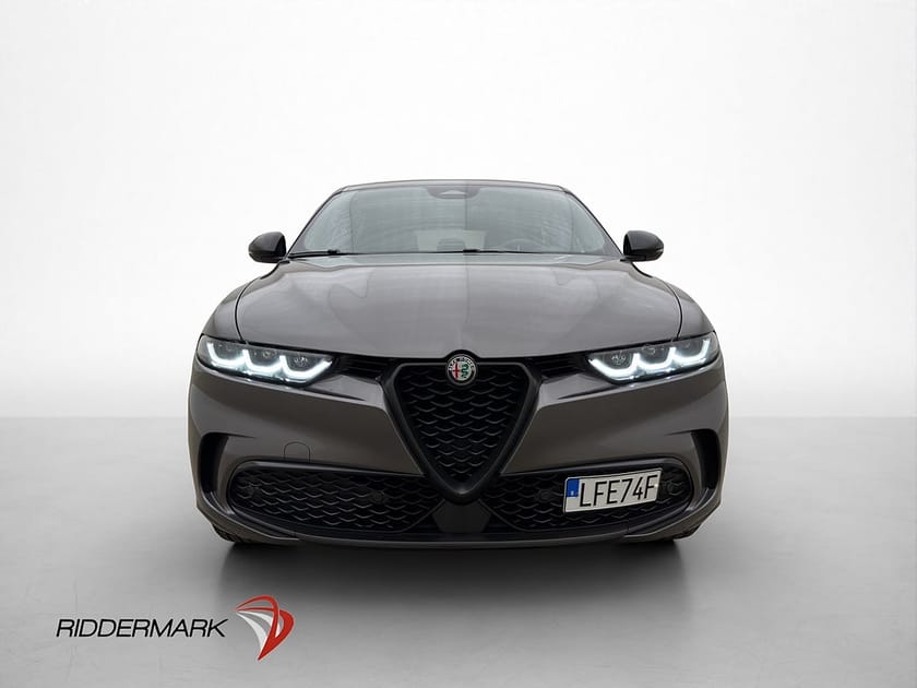 Bild 2 av Alfa Romeo Tonale Hybrid 160hk Edizione Speciale Brembo Drag