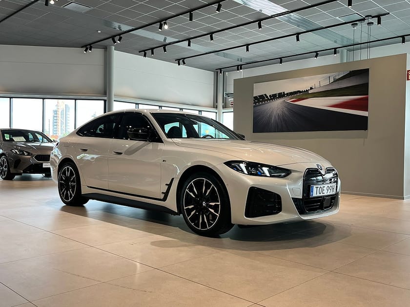 Bild 3 av BMW i4 M60 xDrive Gran Coupé M Sport D/A Pro HK Drag 601hk
