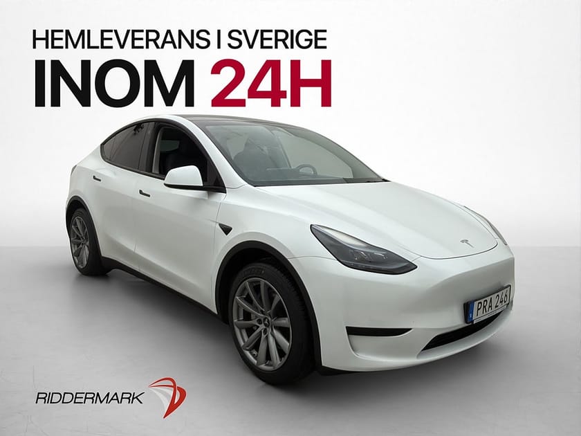 Bild 1 av Tesla Model Y Standard Range RWD Svensksåld Panorama Drag