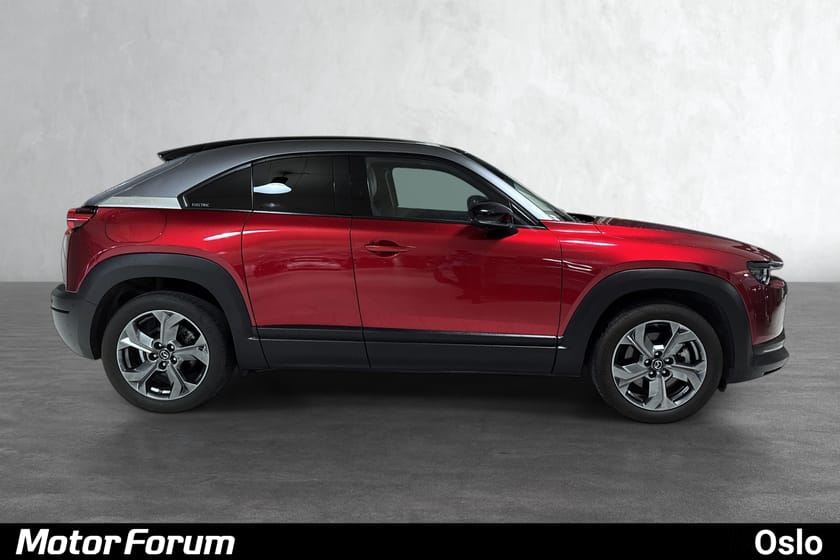Bilde 4 av Mazda MX-30 e-Skyactiv EV – 360° kamera – Navigasjon – Oppvarmet ratt
