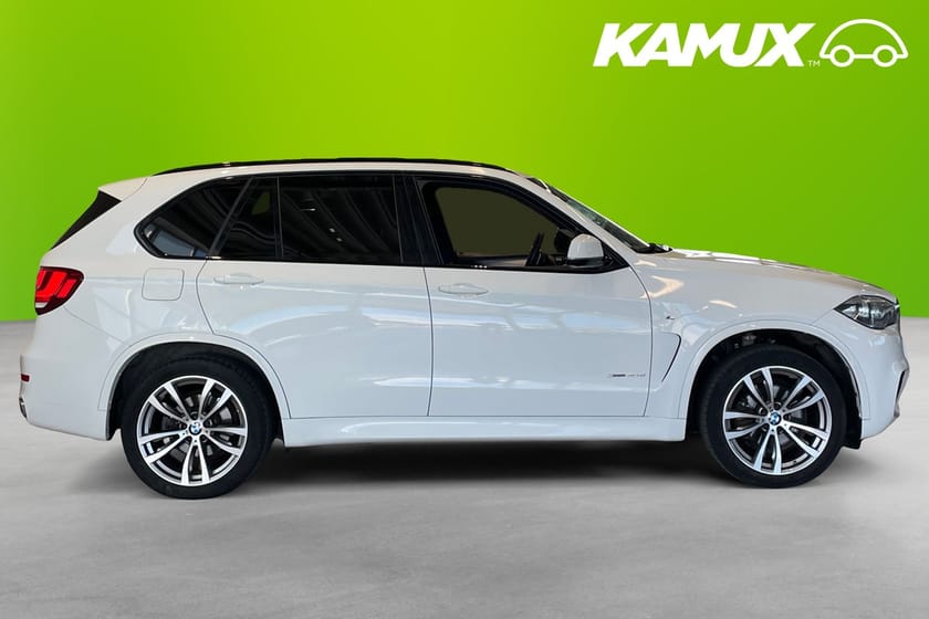 Bild 2 av BMW X5 xDrive30d 7-Seater M-Sport 7-sits  Pano H/K 360° HuD Navi Värmare Drag