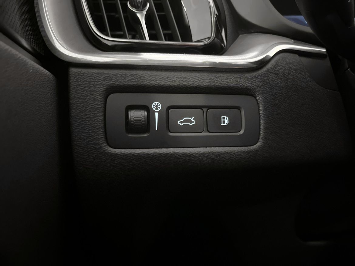 Volvo XC60 2021 - miniatyr 14