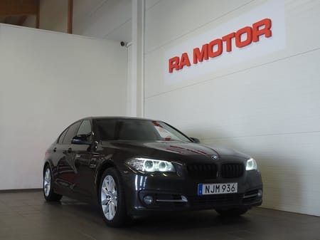 BMW 530d xDrive Sedan 530 Navi Taklucka H/K D-Värm Drag Skinn