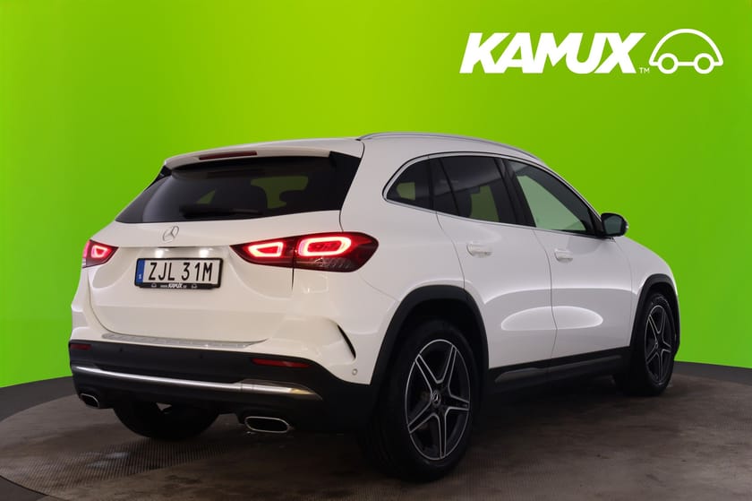 Bild 4 av Mercedes-Benz GLA 200 AMG Sportpaket Widescreen Navigation Drag B-Kam
