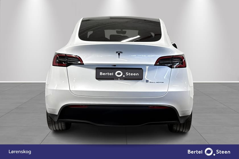 Bilde 4 av Tesla Model Y Long Range AWD | Panorama | AdCruise | Ryggekamera