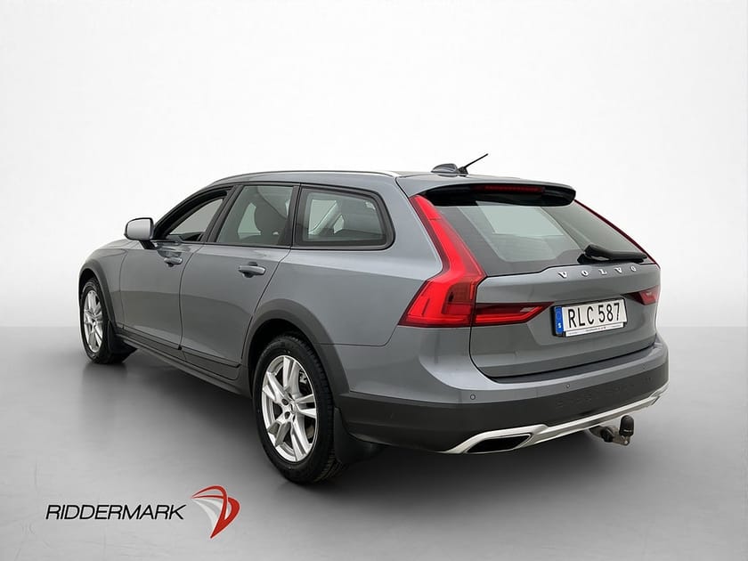 Bild 5 av Volvo V90 Cross Country D4 AWD Momentum VOC Rattvärme Drag