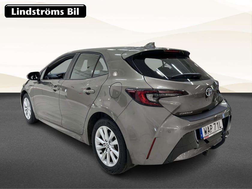 Bild 4 av Toyota Corolla Hybrid 1,8 5D ACTIVE PLUS  VINTERHJUL  DRAGKROK