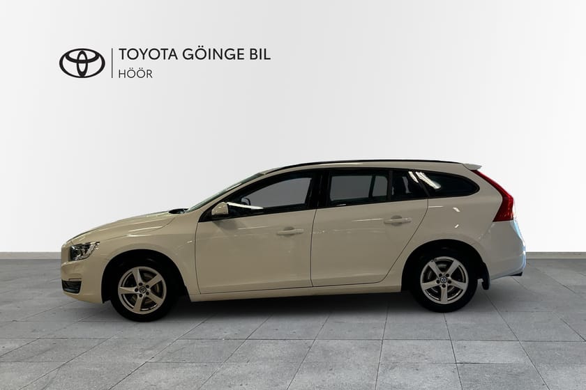 Bild 3 av Volvo V60 T3 Man 152hk Kinetic Dragkrok