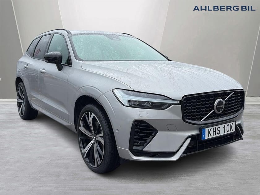 Bild 1 av Volvo XC60 T6 Plus Dark Edition, Drakgkrok Halvutomatisk, Parkeringkamera 360, HarmanKardon, Google Maps, Google Play, Apple Carplay