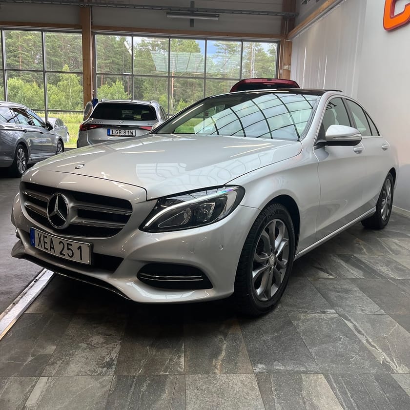 Bild 5 av Mercedes-Benz C 200 Plus Avantgarde Panorama Navi Backkamera Drag