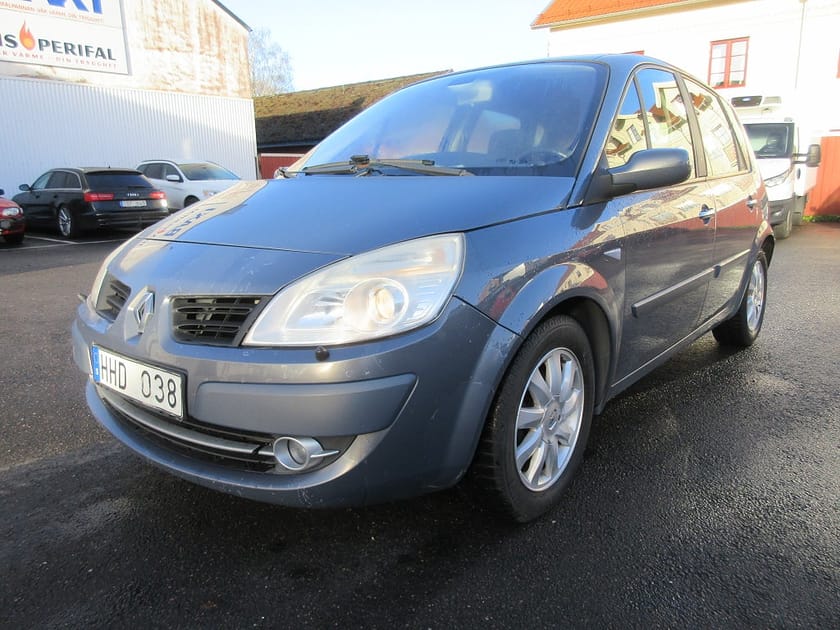 Bild 1 av Renault Scénic 1.6 112 hk NYBESIKTIGAD 15900 kr