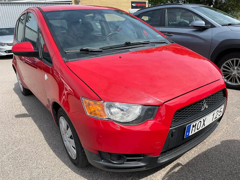Bild 2 av Mitsubishi Colt 5DR 1.3 95HK