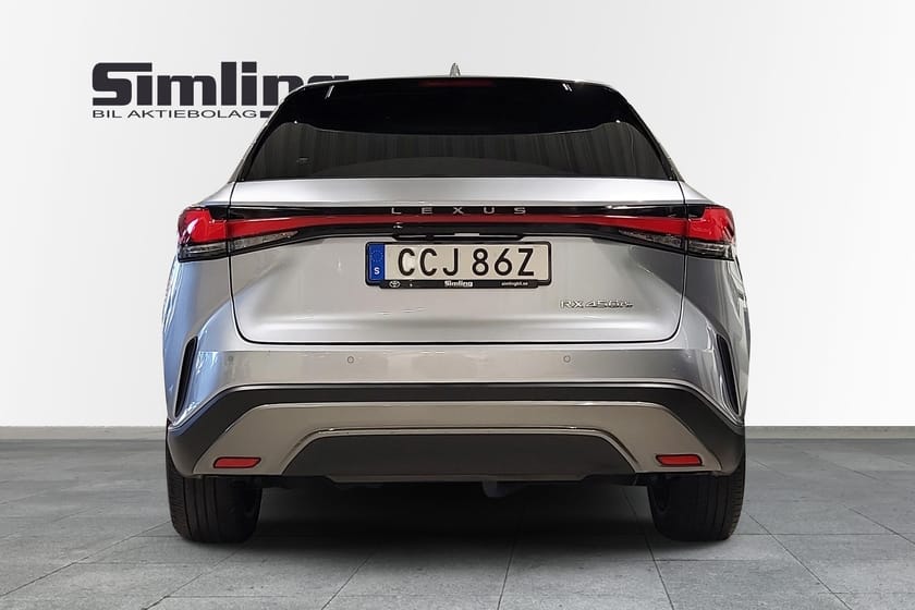 Bild 4 av Lexus RX 450h+ AWD Luxury Line / Panorama / Vinterhjul