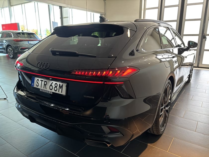 Bild 4 av Audi A6 Avant e-hybrid quattro S-LINE BLACK ON BLACK