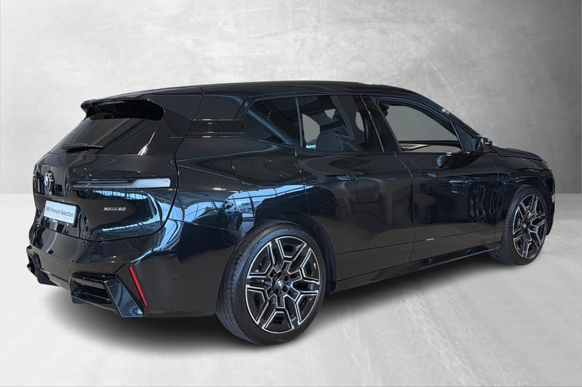 Bilde 4 av BMW iX xDrive60 Supercharged B&W Luft Krok 4hjulssving M-Pro