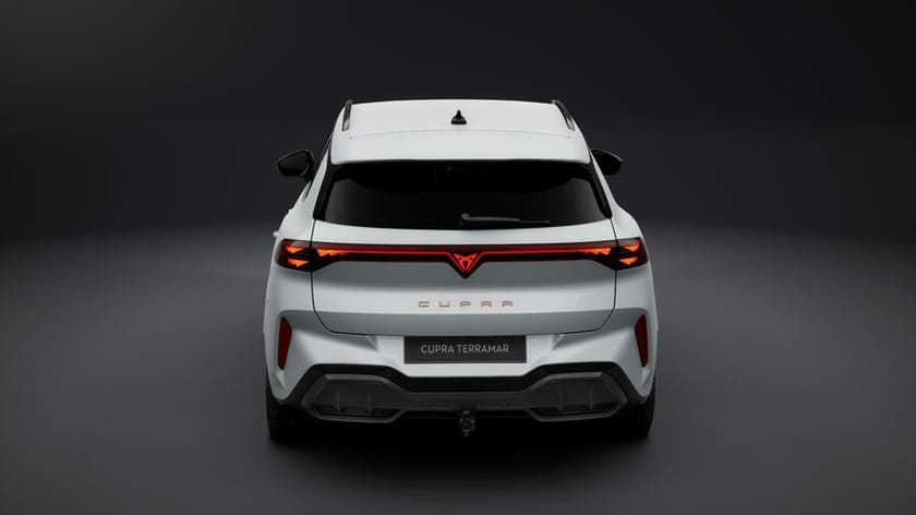 Bild 4 av CUPRA Terramar 1.4 eTSI med drag, backkamera, apple carplay/android auto
