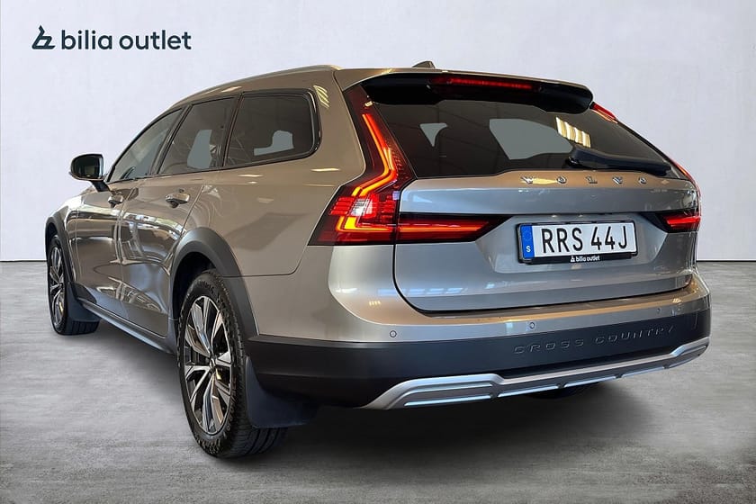 Bild 4 av Volvo V90 Cross Country B4 AWD Advanced Ed. 197hk / Drag B&W Värmare Kamera VOC