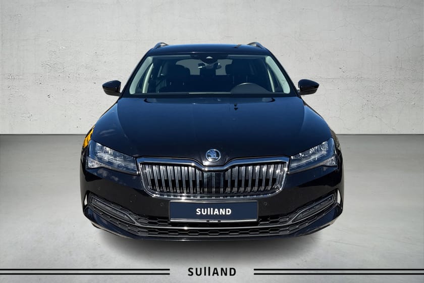 Bilde 2 av Škoda Superb Stasjonsvogn NY EU | 4X4 | HENGERFESTE 2 200 KG