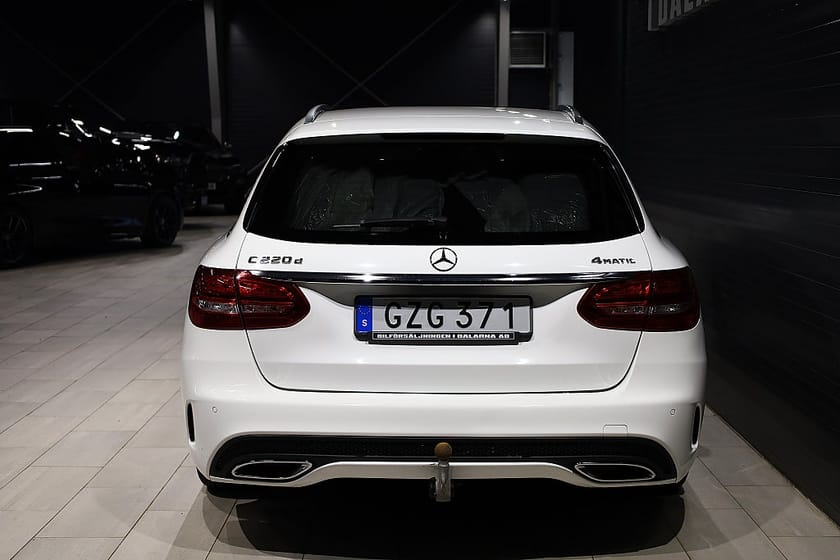 Bild 5 av Mercedes-Benz C 220 T d 4MATIC / / AMG paket / Panorama / Skinn