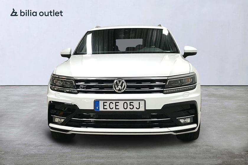 Bild 3 av Volkswagen Tiguan 2.0 TDI 4Motion R-Line 190hk Cockpit Drag Backkamera