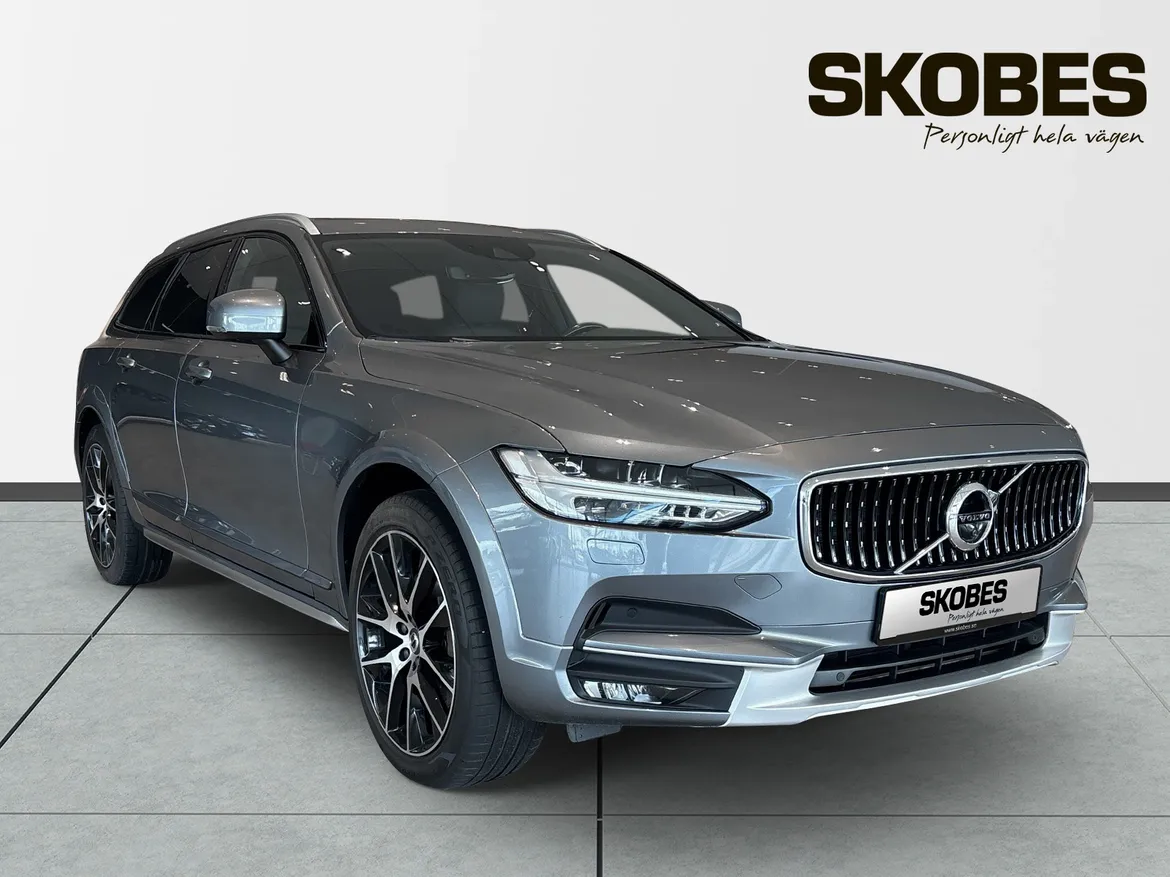 Volvo V90 Cross Country