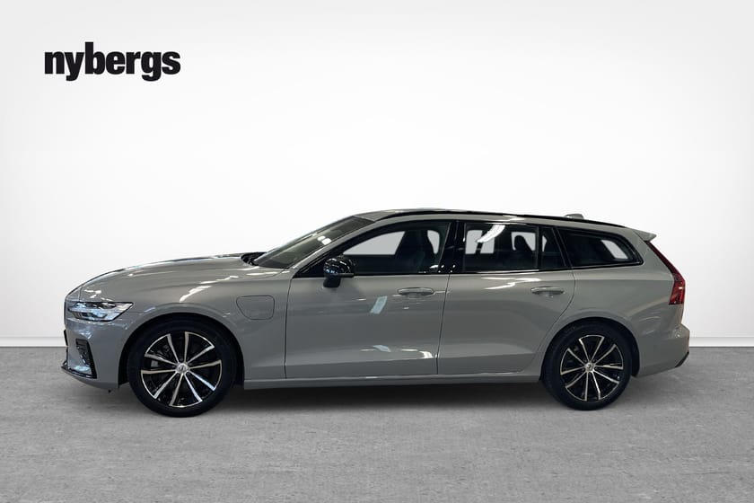 Bild 2 av Volvo V60 T6 Plus Dark Edition, BLIS, 360 kamera, rattvärme