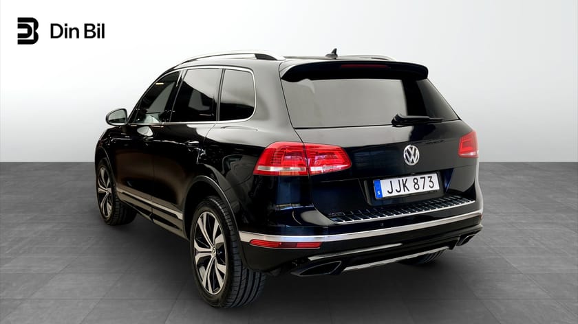 Bild 3 av Volkswagen Touareg TDI 3.0 V6 262 hk R-line/Drag/Värmare/Panorama