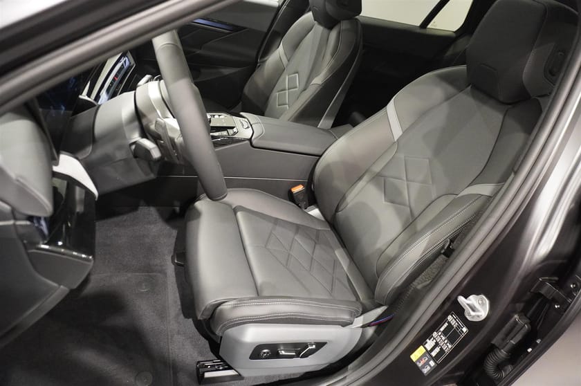 Bild 4 av BMW 530e xDrive Touring 0,95% M Sport Pro Business Drag DA Pro B W