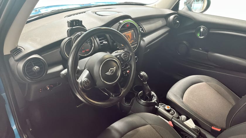 Bild 4 av MINI Cooper Pepper PDC Keyless 3,95% Kampanjränta