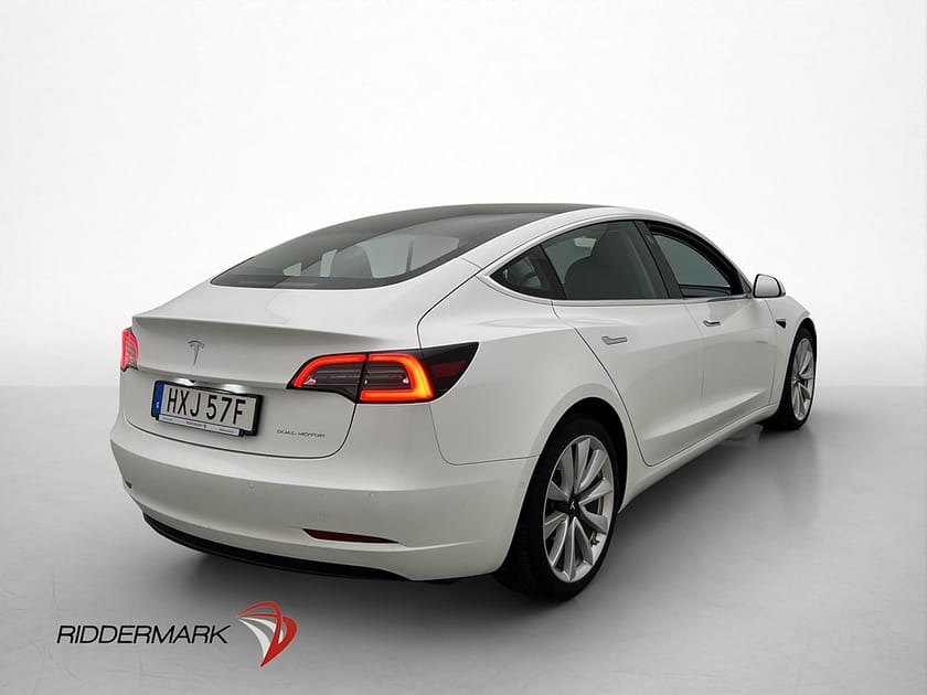 Bild 5 av Tesla Model 3 Long Range AWD Autopilot Pano Svensksåld
