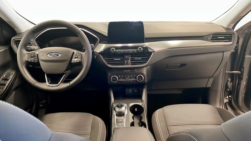 Bild 4 av Ford Kuga Plug-In Hybrid TITANIUM 2.5 FWD 225HK CVT