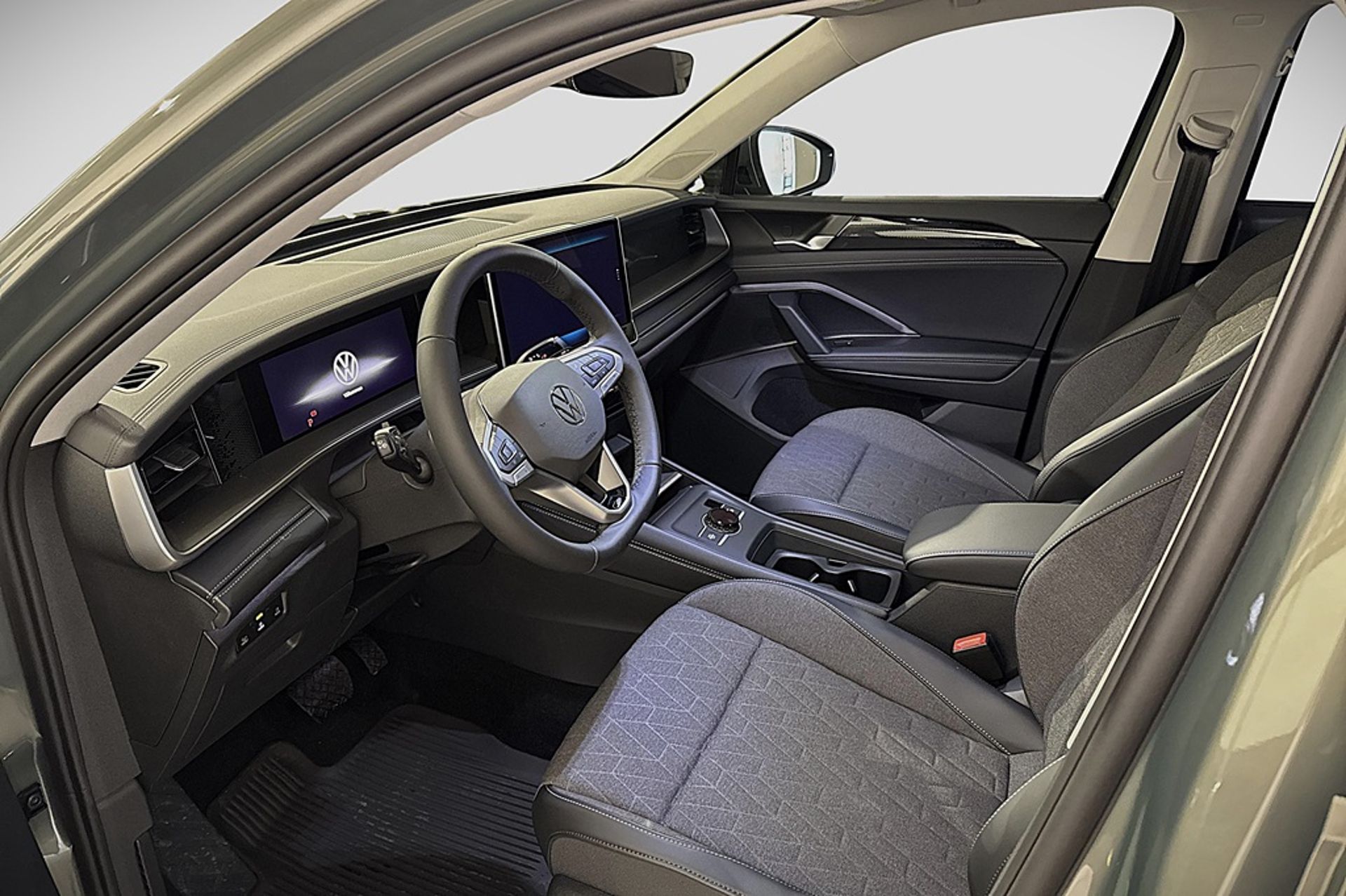 Volkswagen Tayron eHybrid LIFE 204hk 2026, bild 6/8