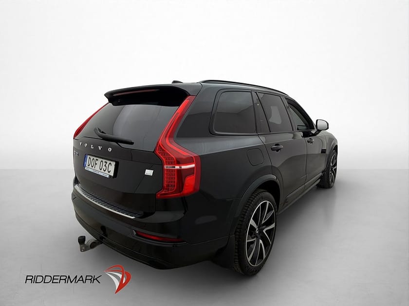 Bild 5 av Volvo XC90 7 Säten Recharge T8 AWD Ultimate Dark 7-Sit Pano H/K Drag