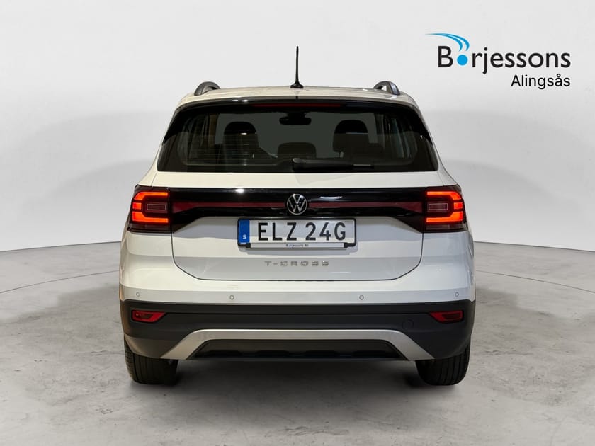 Bild 4 av Volkswagen T-Cross TSI 95hk CarPlay/Cockpit/P-sensorer