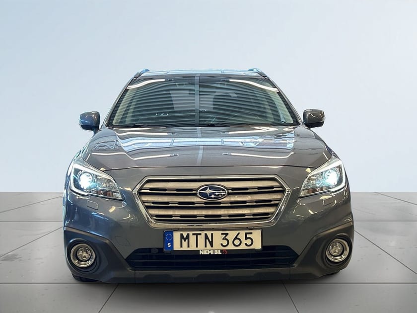 Bild 2 av Subaru Outback 2.0 4WD Lineartronic Elstol/Kamera/SoV-Däck/P-Sens/Drag