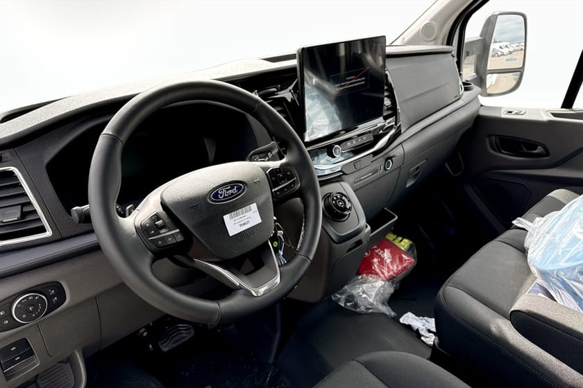 Bild 4 av Ford Transit 350 Chassi Cab 
