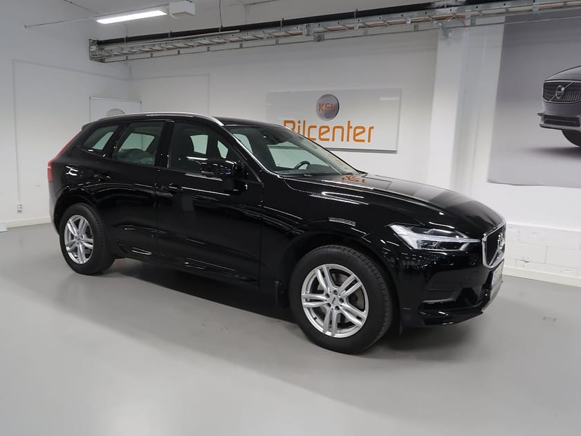 Bild 4 av Volvo XC60 D4 V-Däck ingår Drag-Pano-Motorvärmare-CarPlay-VoC-Pilo